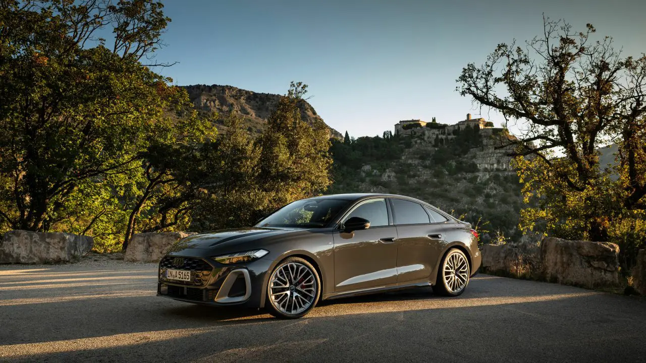 Audi A5 Sedan (aktuelna generacija), prednja bočna strana, statični snimak