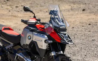 BMW R 1300 GS Adventure, prednji ugao, terenska vožnja, bokser motor sa ASA menjačem
