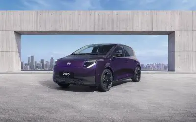 Nissan Pixo, pogled spreda sa strane, ljubicasta boja Wonder Purple