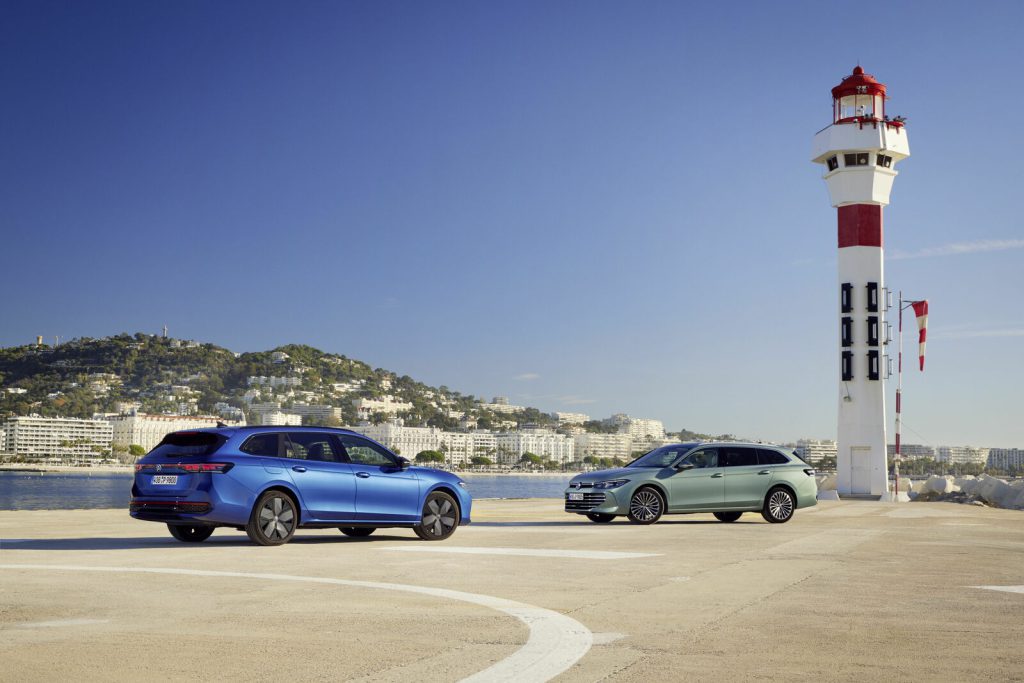 Volkswagen Passat Variant B9, pogled na zadnji deo karoserije kraj svetionika