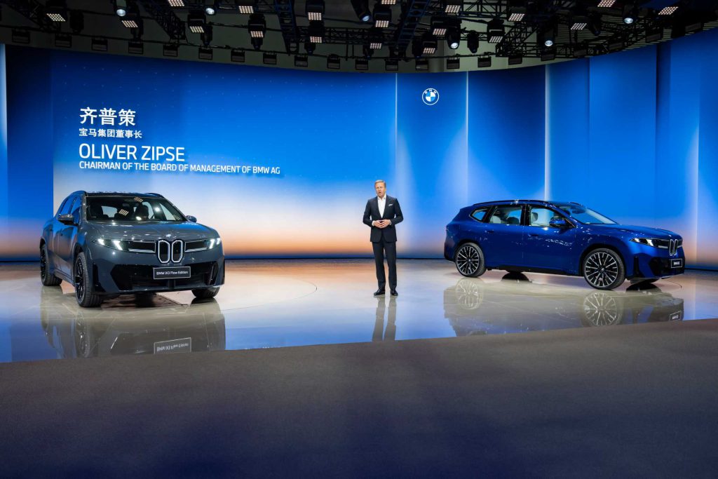 Oliver Zipse predstavlja BMW iX3 Flow Edition i iX3 Long Wheelbase na sceni u Kini
