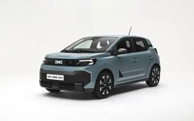 Nova Dacia Spring, pogled iz prednjeg ugla, studijska fotografija