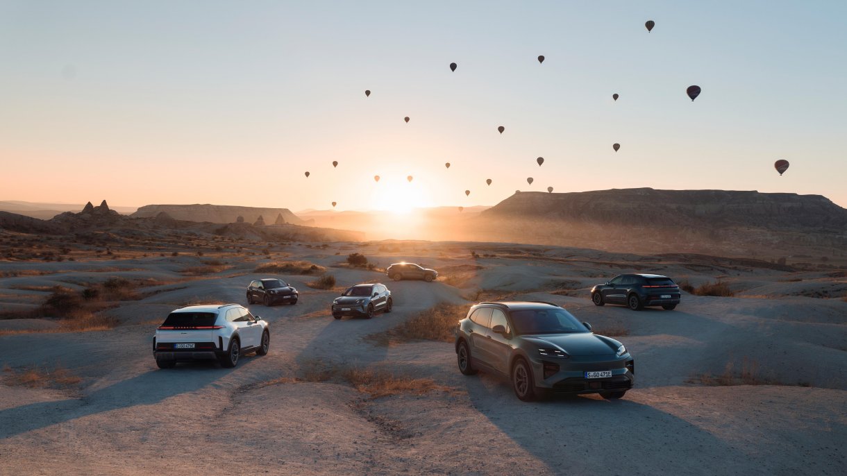 Porsche Cayenne Electric (2026), bočni ugao, vožnja po putu