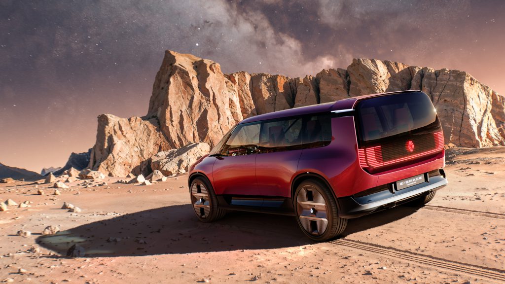 Zadnji ugao Renault E-Space koncepta u stenovitom pustinjskom okruženju